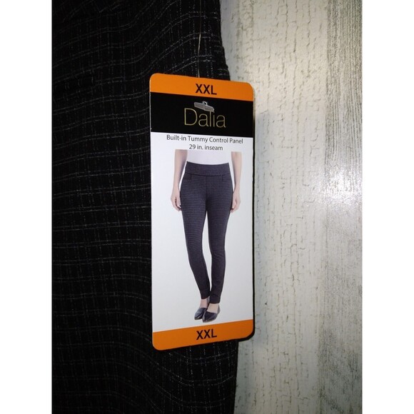 DALIA Pants Black Check Narrow Leg Sits at Waist Inseam 29 in Size XXL - Picture 8 of 11